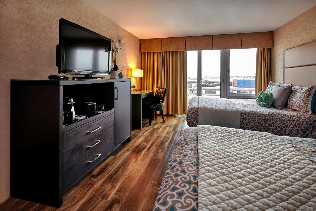 The Lonsdale Quay Hotel North Vancouver Bilik gambar